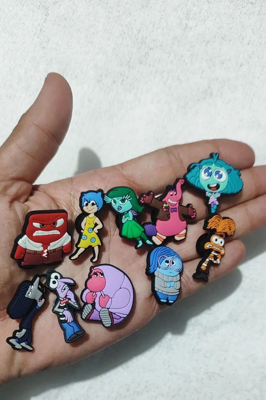 Kit 10 Pins divertidamente variados  - Foto 4