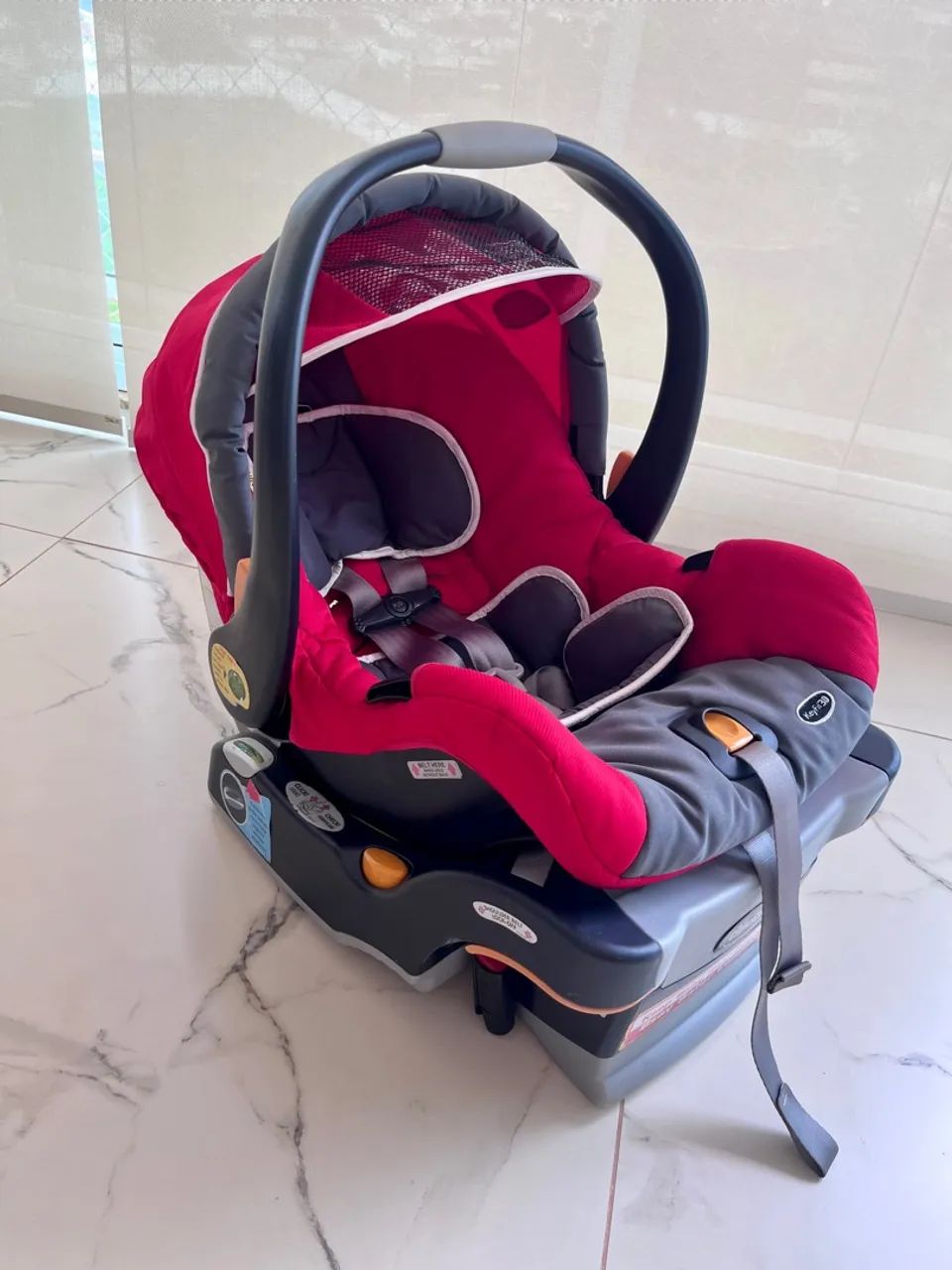 Cadeirinha de bebê conforto Chicco KeyFit 30