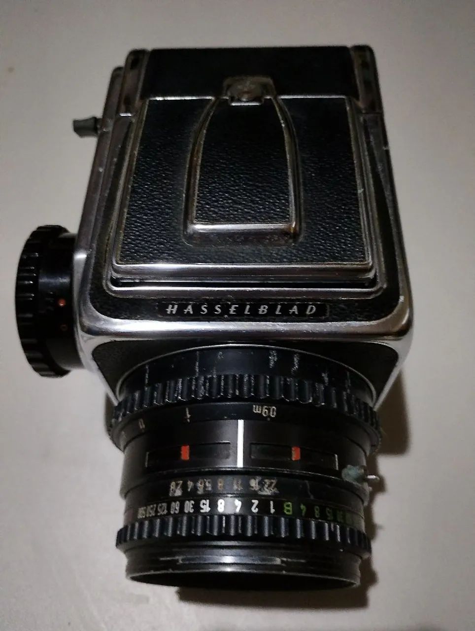 Camera Hasselblad 500c/m com Carl Zeiss Planar 1:2,8 F=80mm