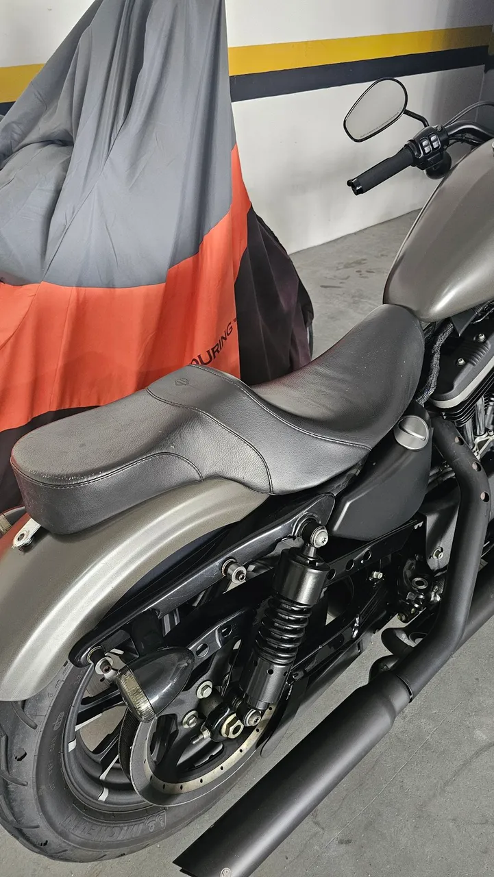 Banco Original Harley Iron 883
