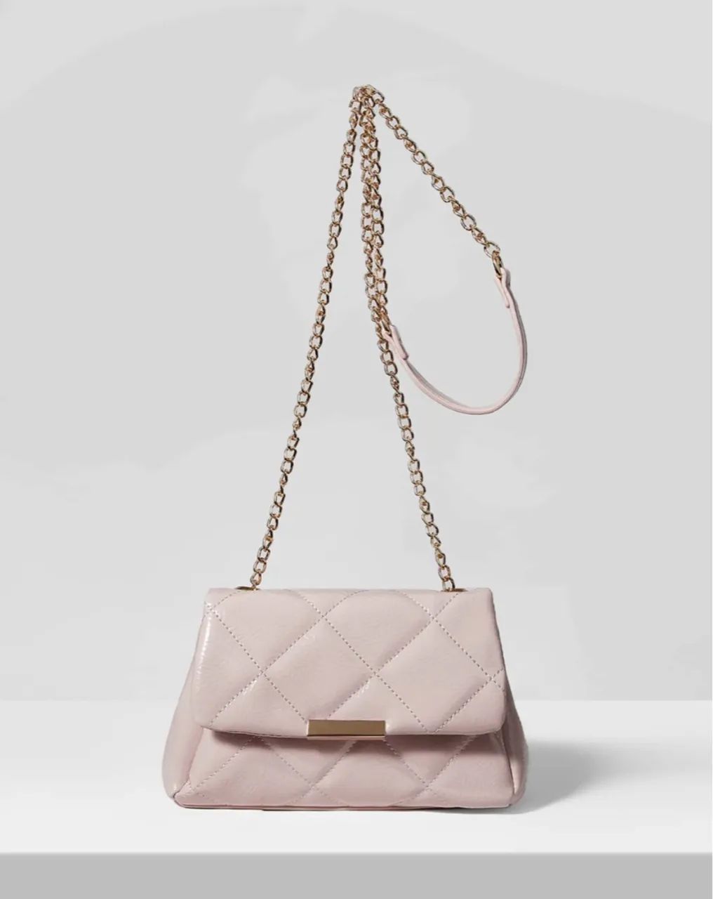 Bolsa matelassê rosa claro 