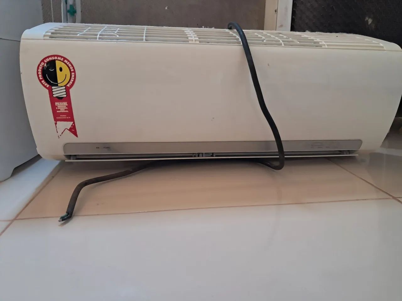 Vendo ar-condicionado 9.000 BTUS usado  - Foto 3