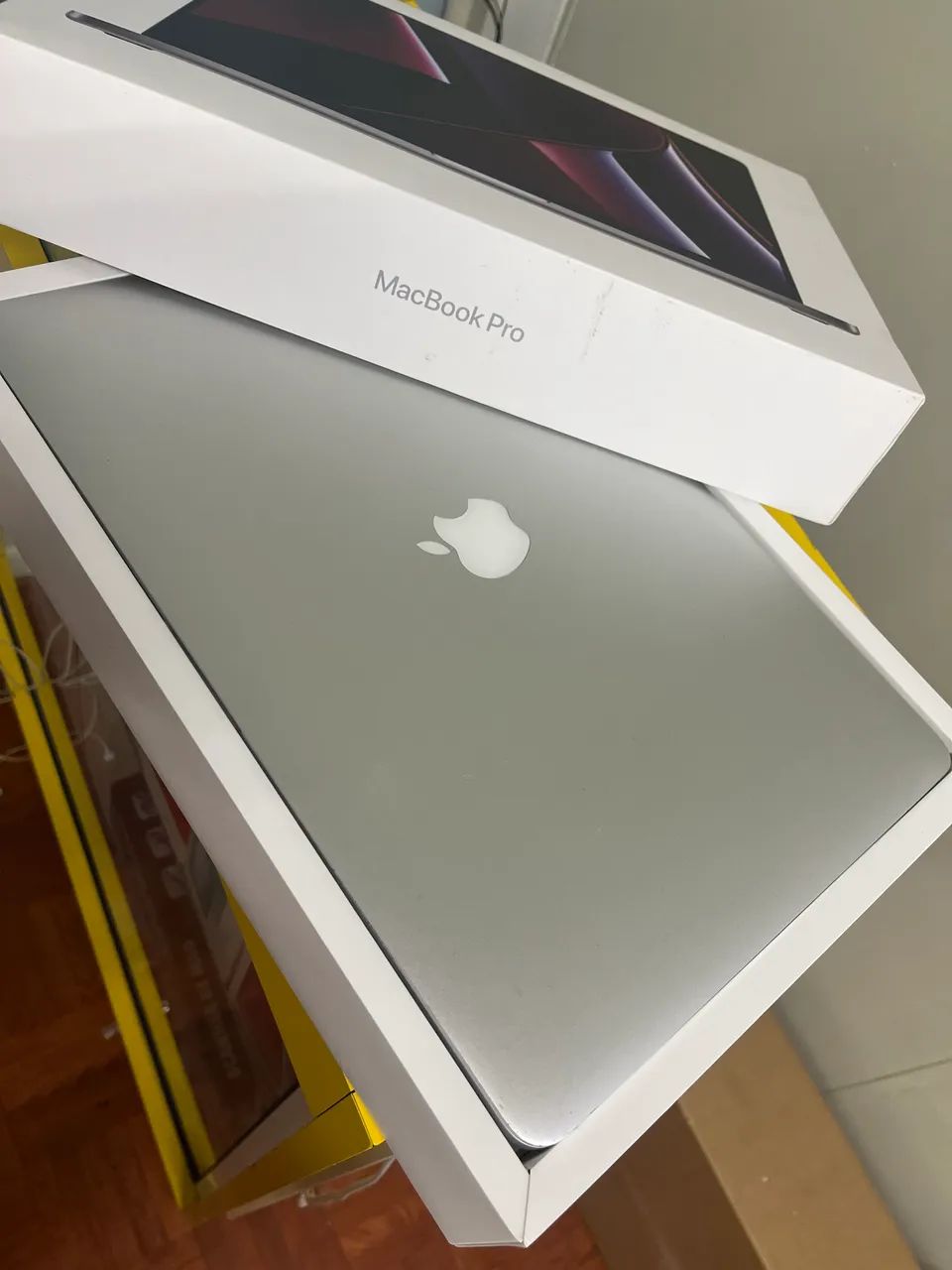 MacBook Pro 16? Core i7 RAM 16gb SSD 256gb - Notebooks - Centro