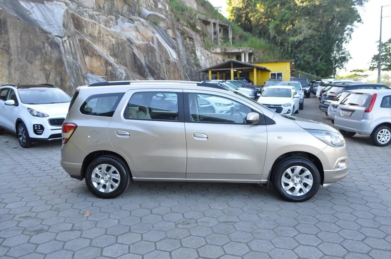 Chevrolet Spin LTZ 1.8 8V Econo.flex 5P Aut. 2014 - Foto 3