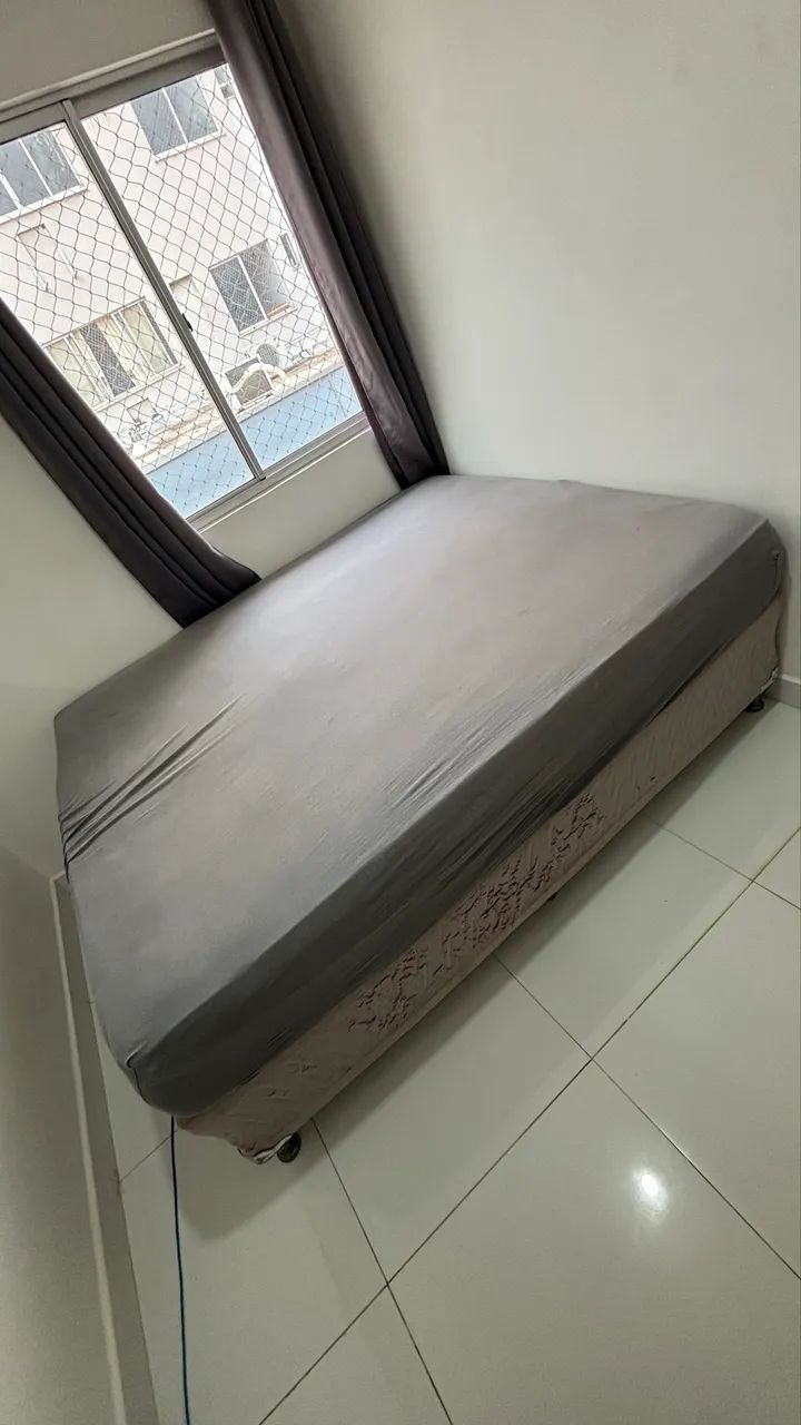 Cama Queen 198x158cm