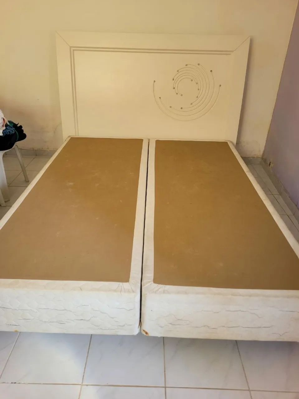 cama queen de ótima qualidade 