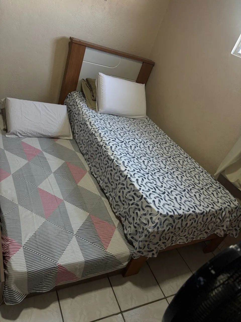Vende-se cama com auxiliar seminova  - Foto 3