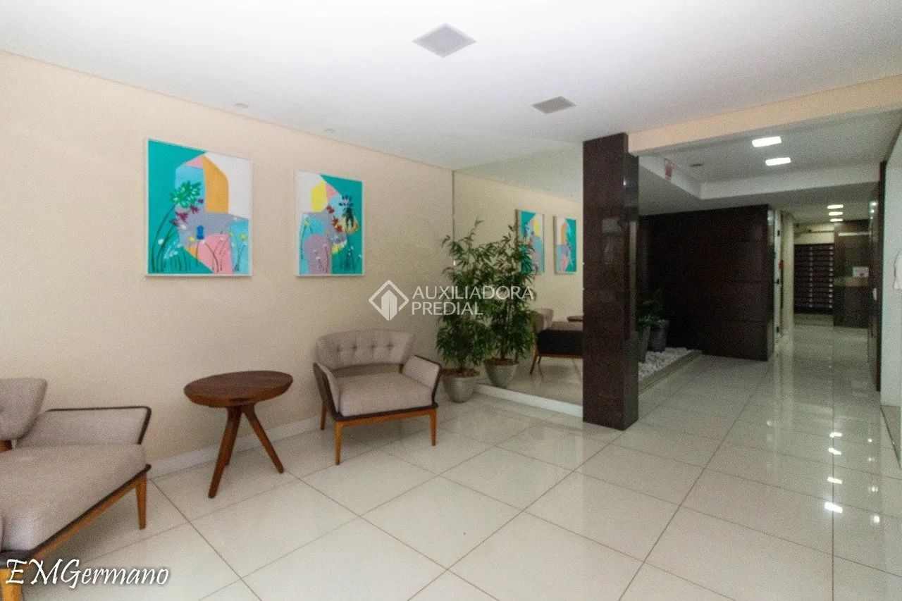Apartamento à Venda no Centro de Florianópolis com 2 Suítes - Excelente para Morar ou Inve - Foto 5