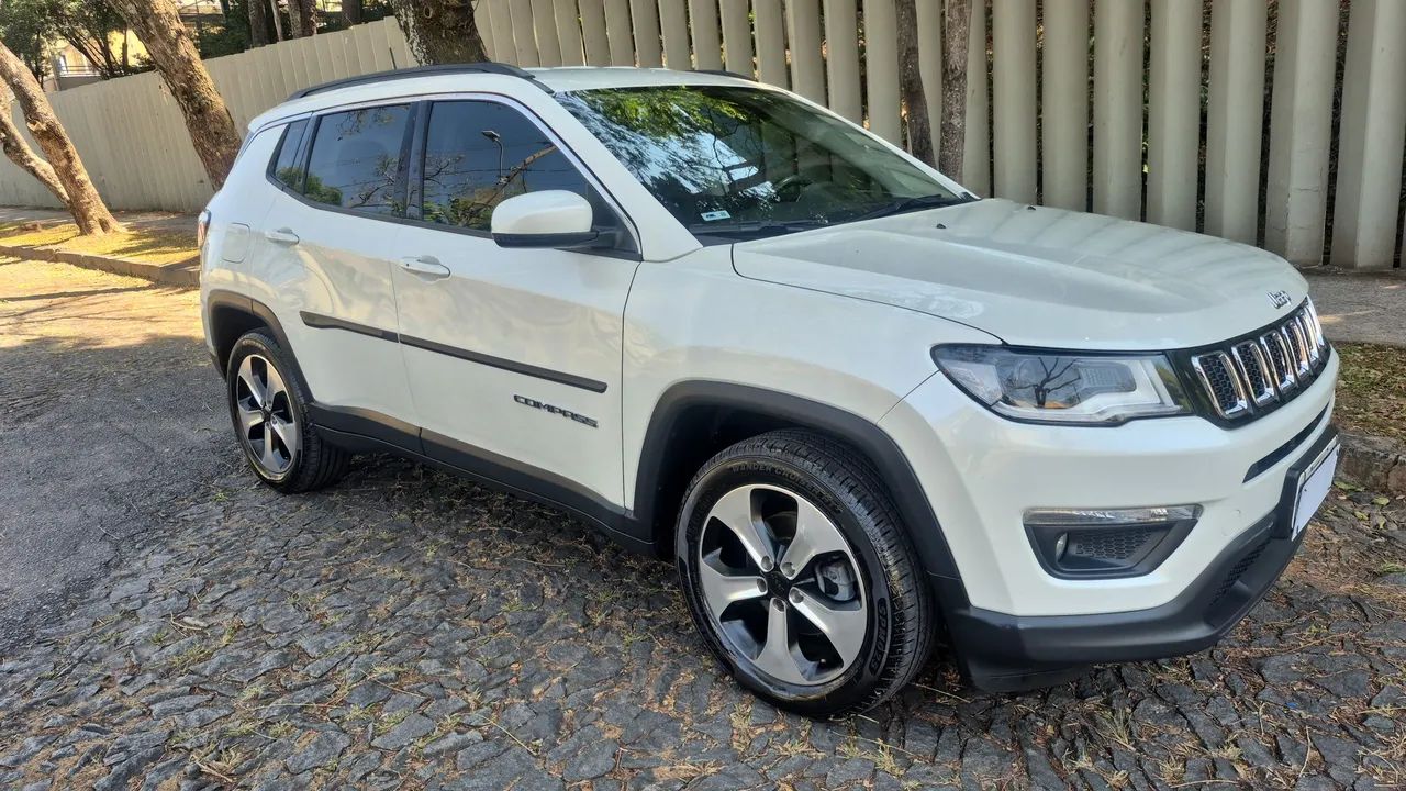 Jeep Compass COMPASS LONGITUDE 2.0 4x2 Flex 16V Aut. 2018