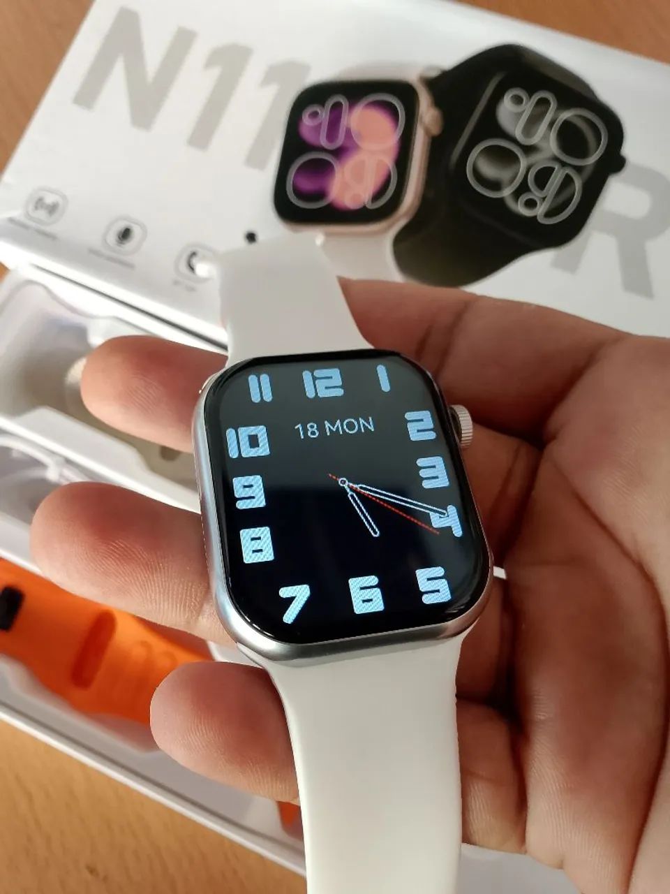 Smartwatch N11 com 3 pulseiras muito barato. - Foto 3