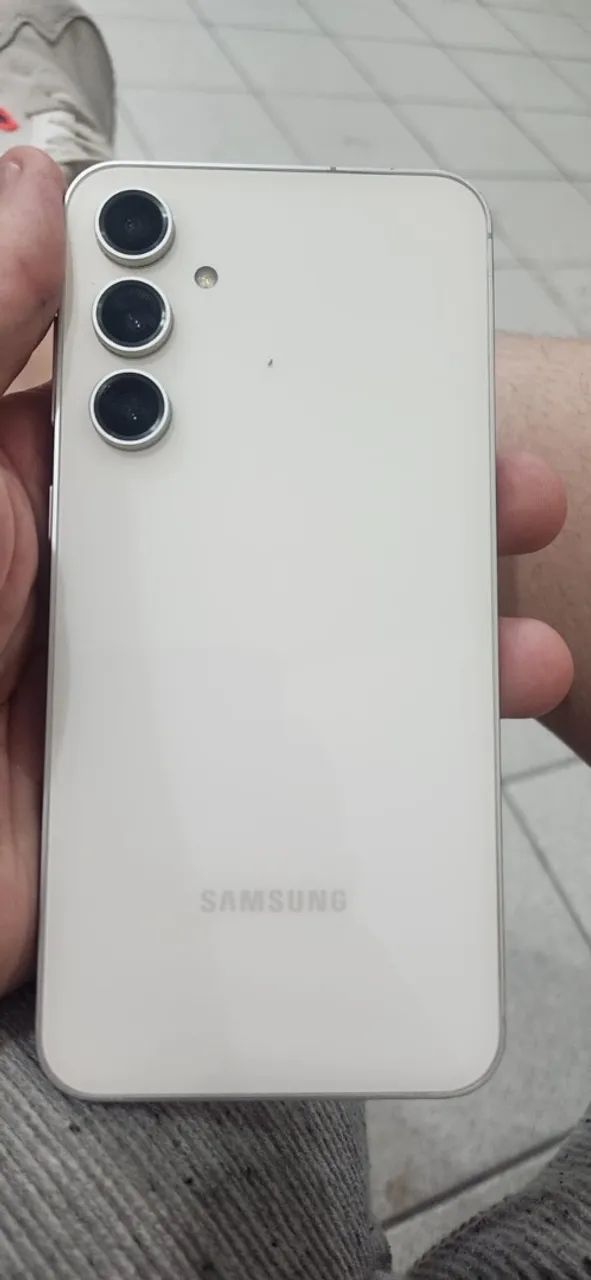 Samsung S23 FE 256Gb - Foto 2