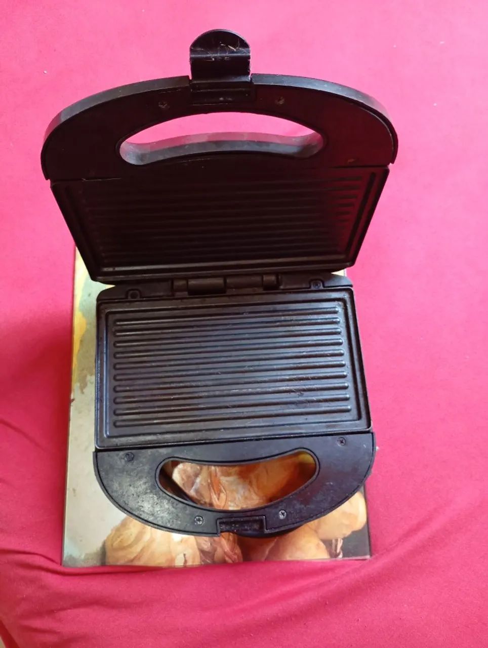 Vendo sanduicheira grill 60$ - Foto 3