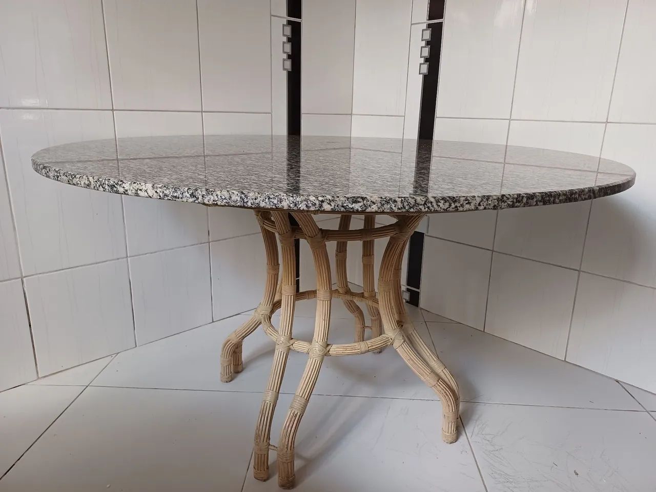 Mesa de jantar em granito  - Foto 3