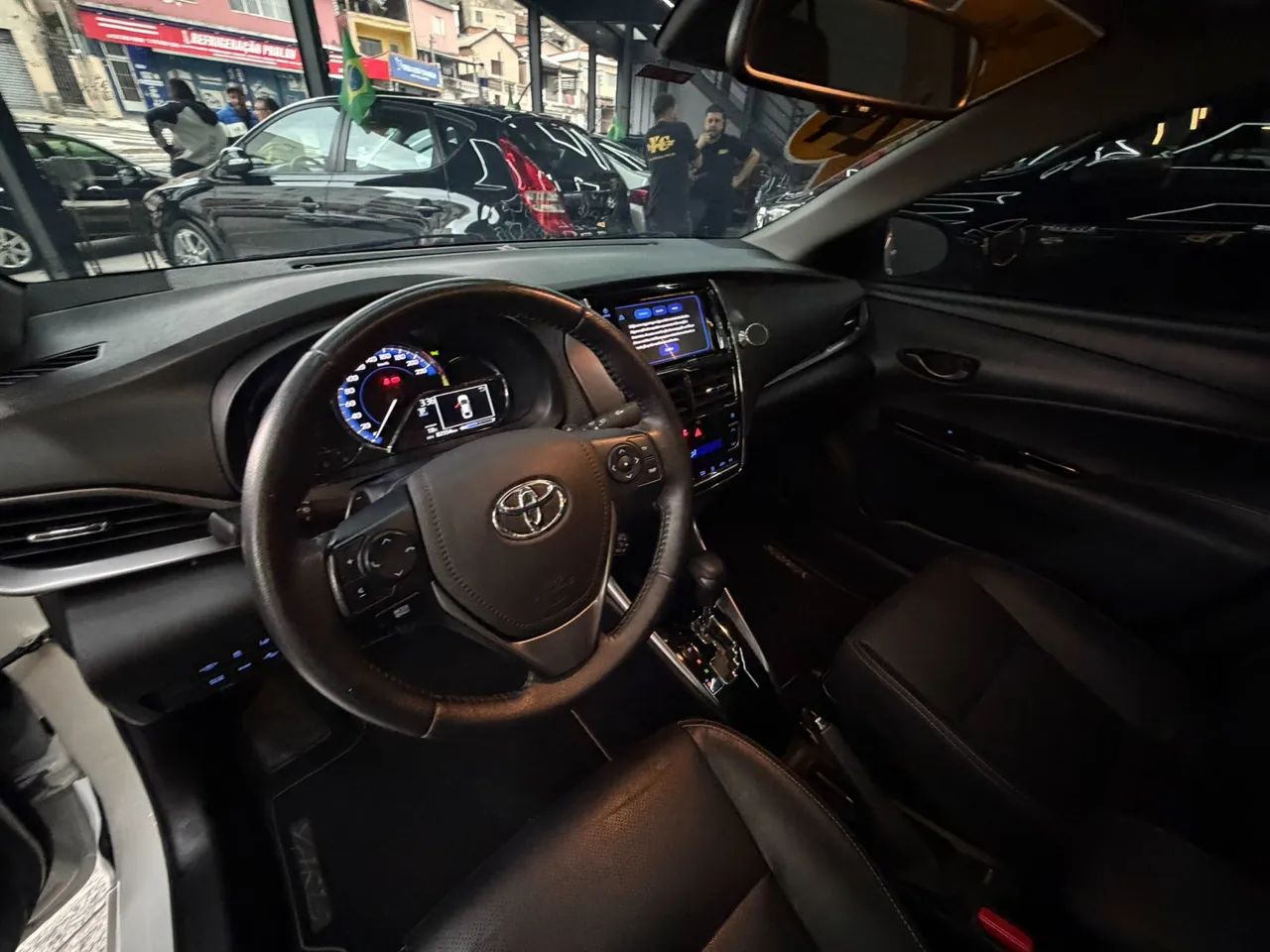 Toyota Yaris XLS Connect Sed. 1.5 Flex 16V Aut., foto 15 de 20