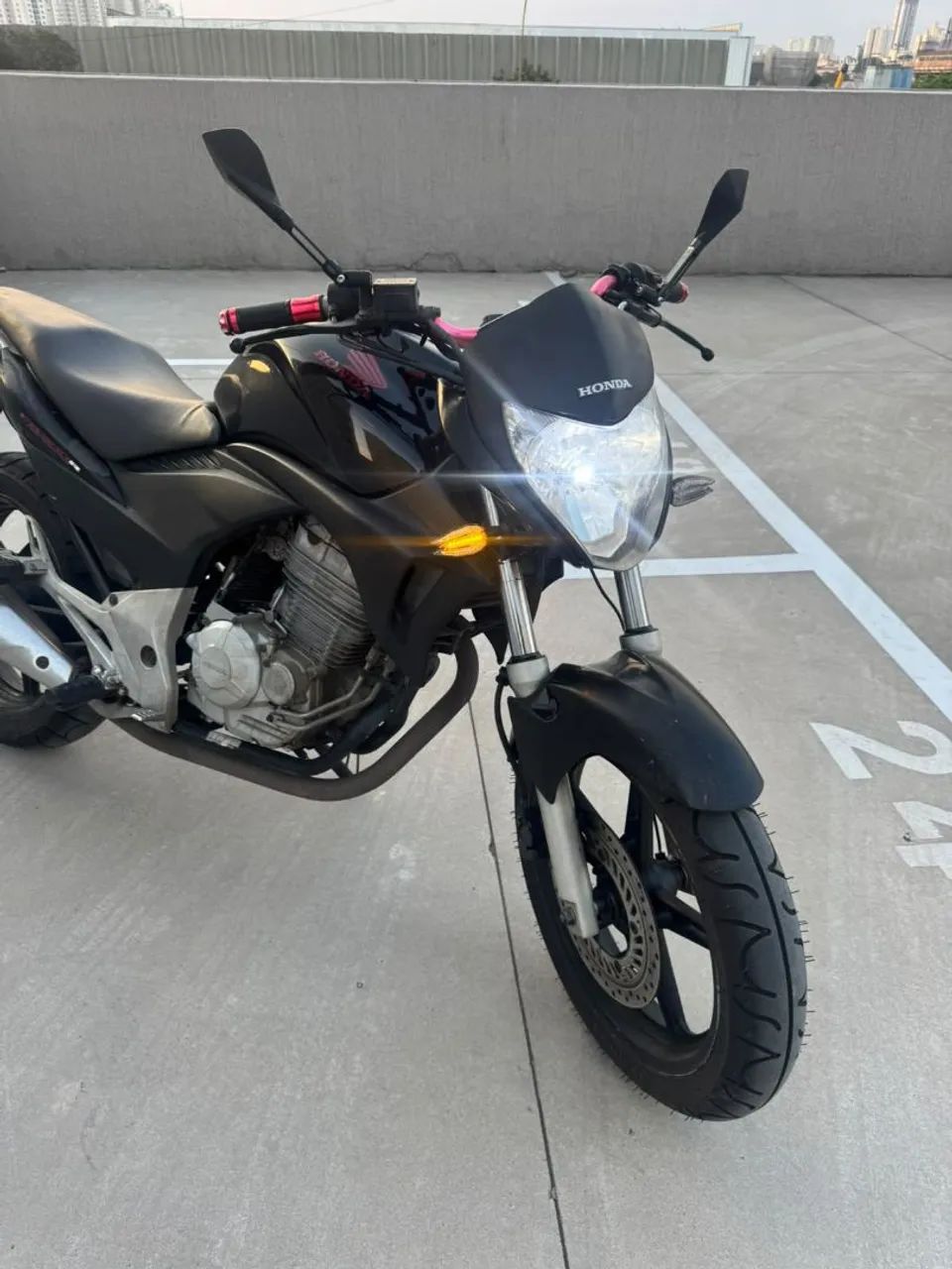 Honda CB 300 2011 - Foto 4