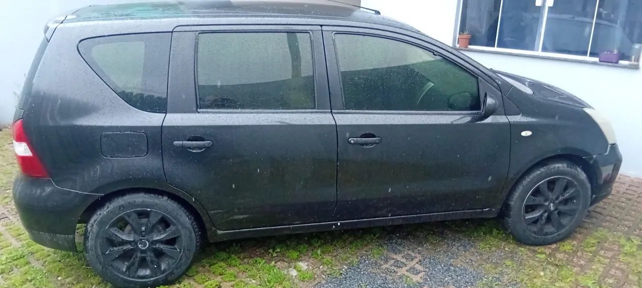 Nissan Livina LIVINA 1.6 16V Flex Fuel 5p 2010