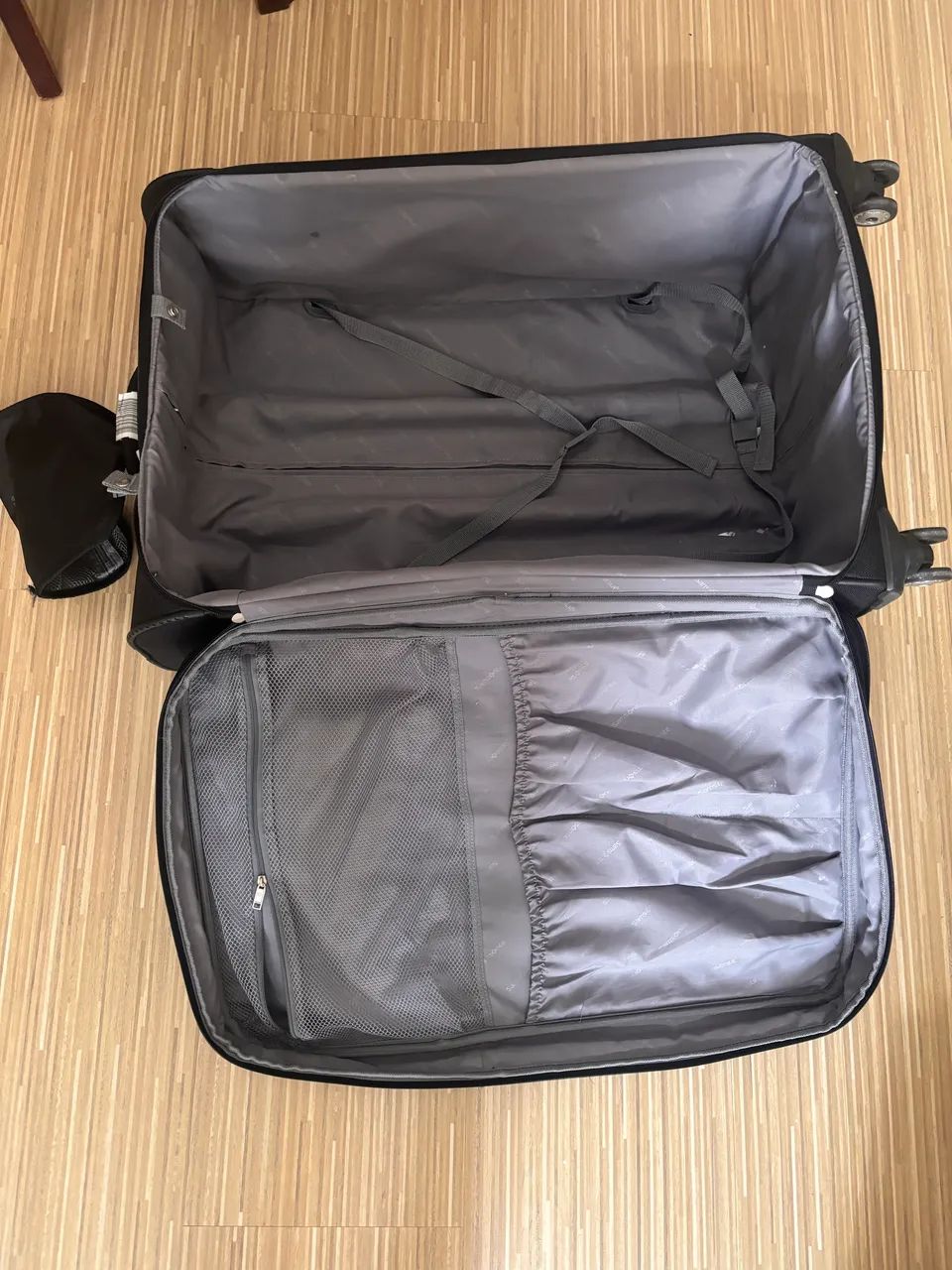 Mala Samsonite 23kg Grande - usada com pequeno detalhe - Foto 3