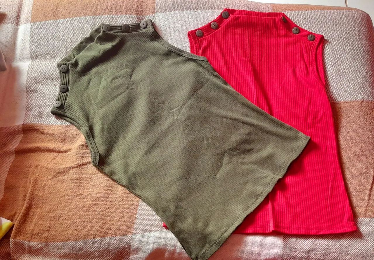 Kit 02 blusas (P: 36-38) - Foto 2