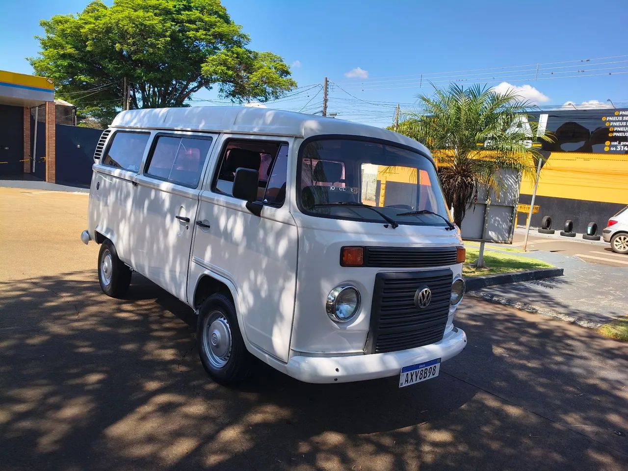 Volkswagen Kombi STANDARD 1.4 MI TOTAL FLEX 8V 2014