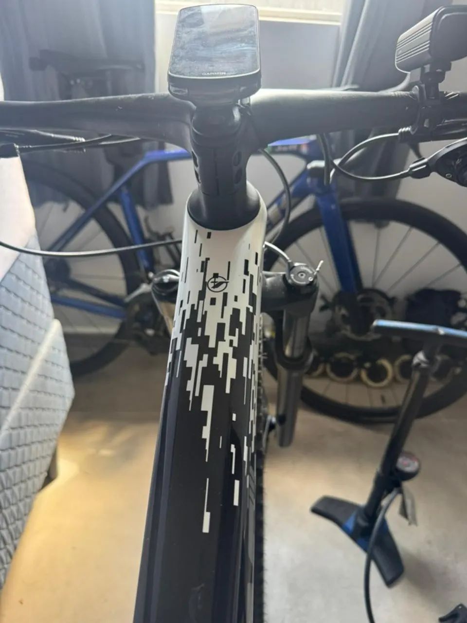 Bicicleta TSW White Angel, carbono, canote retratil