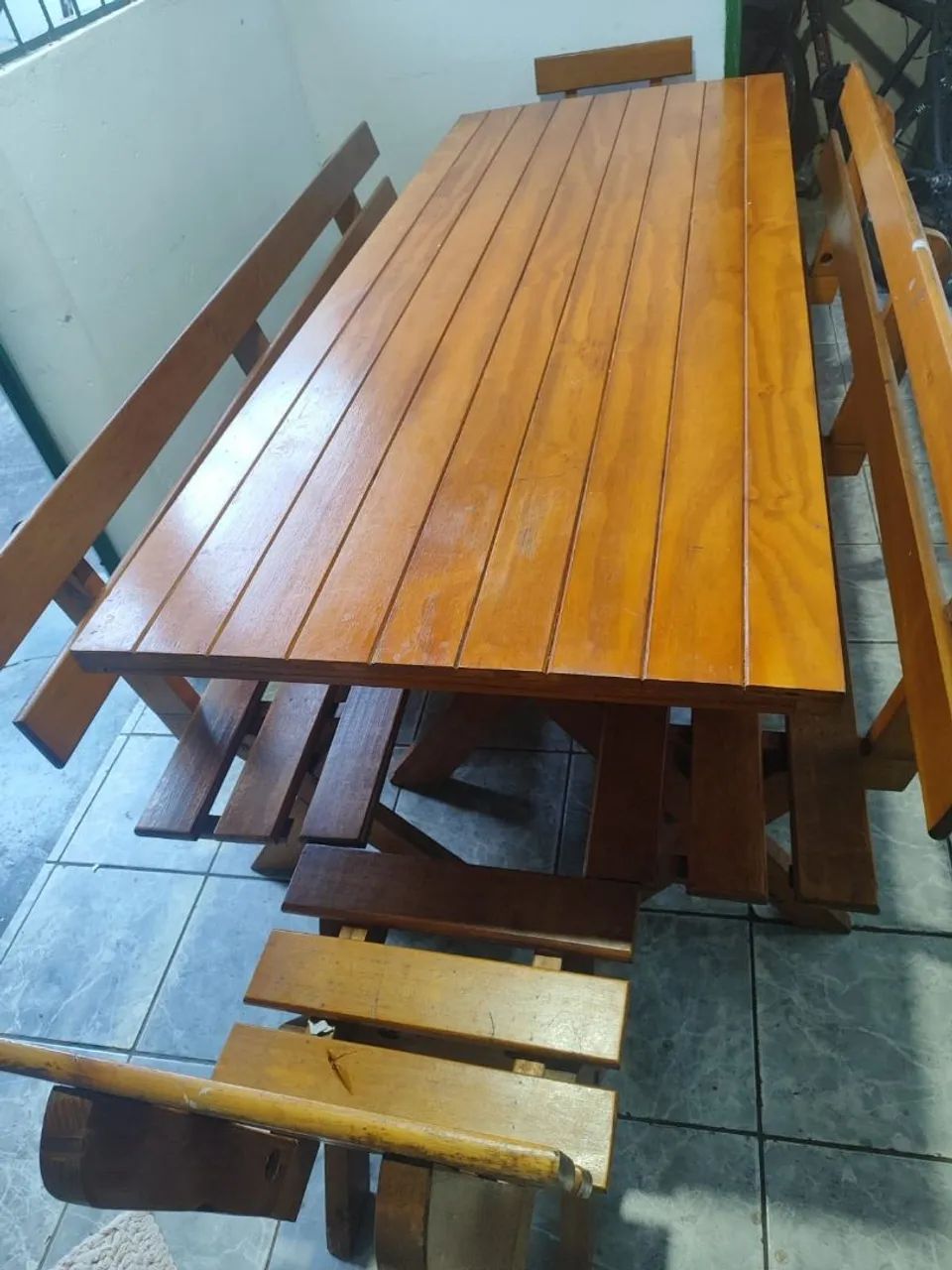 Mesa Rústica Envernizada 