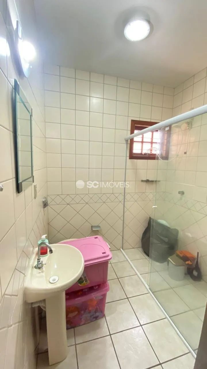 Casa com 6 suítes bem no centrinho - Foto 5