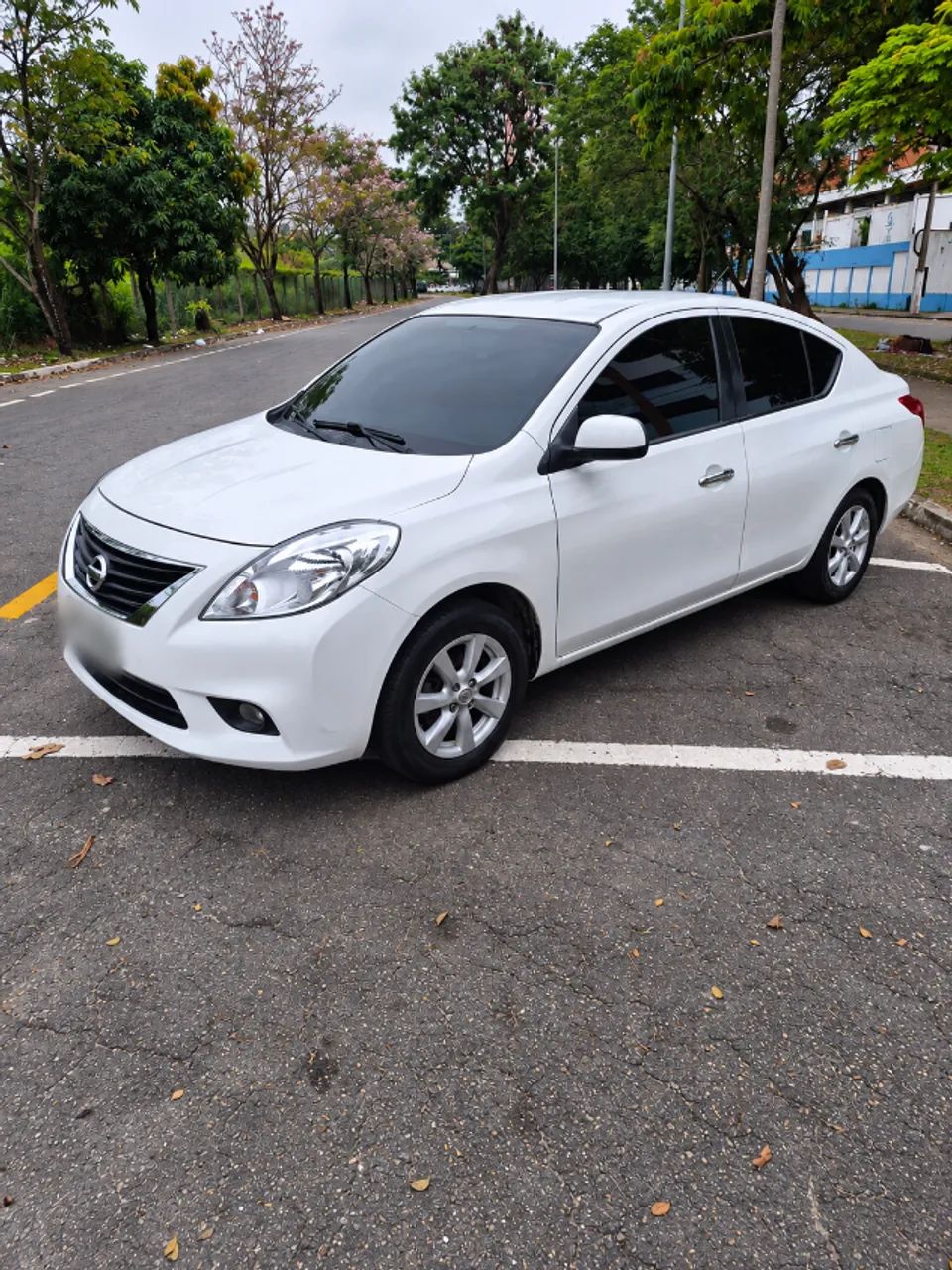 Nissan Versa 1.6 16V FLEX SL 4P MANUAL 2014