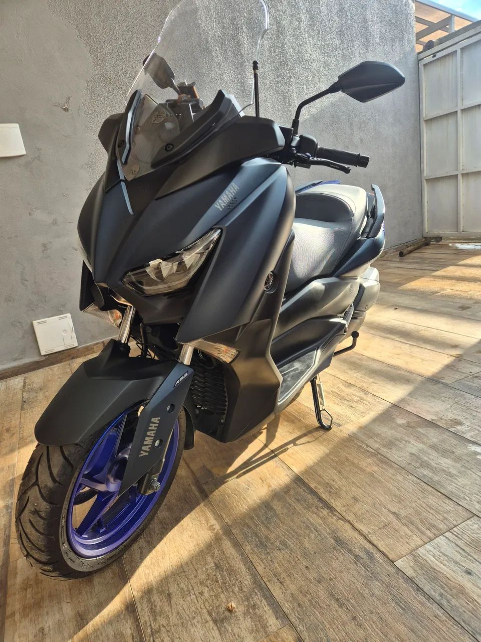 Xmax 2024, em estado de okm - Foto 2