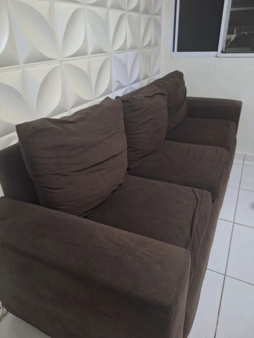 Sofá em tecido sued462847247322992644