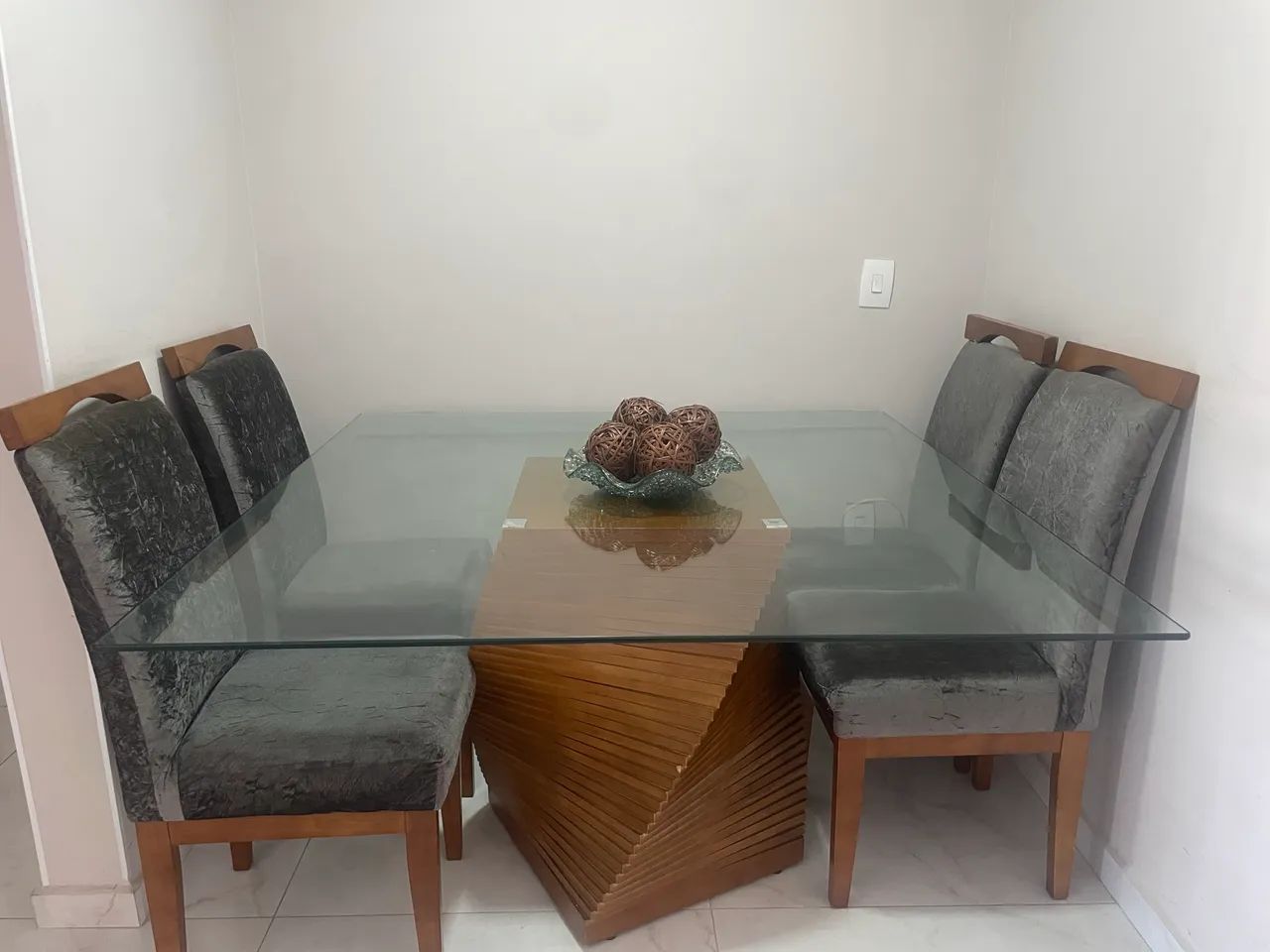 Conjunto Mesa de jantar - 6 cadeiras - Foto 2