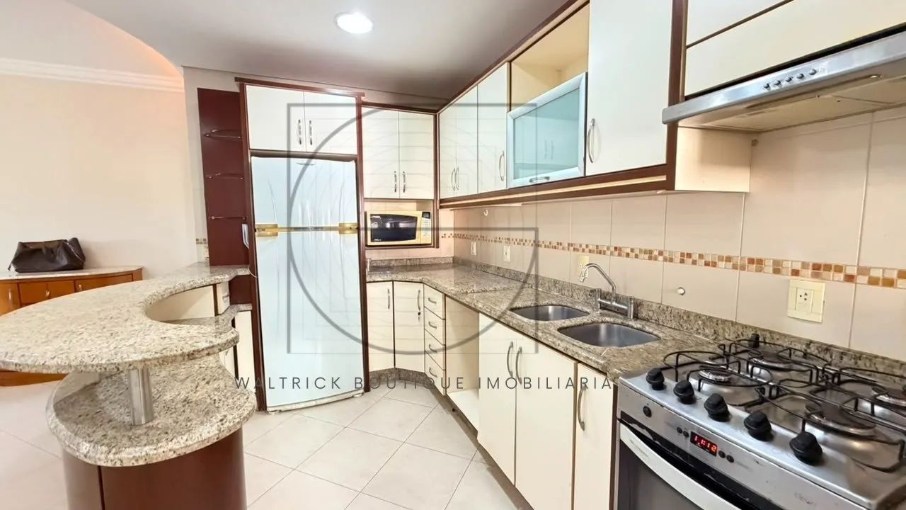 Apartamento 3 dormitórios próximo da praia de Jurerê Internacional - Foto 4