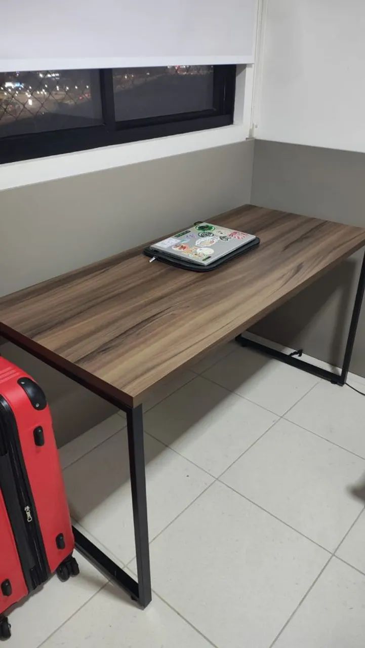 Vendo mesa escrivaninha 
