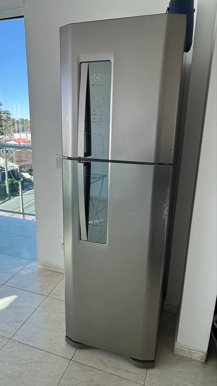 Geladeira Eletrolux 2 portas Frost Free 402 litros - Geladeiras e