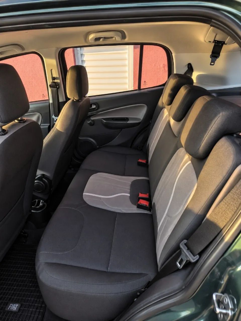 Fiat Uno WAY 1.0 Flex 6V 5P 2017 - Foto 3
