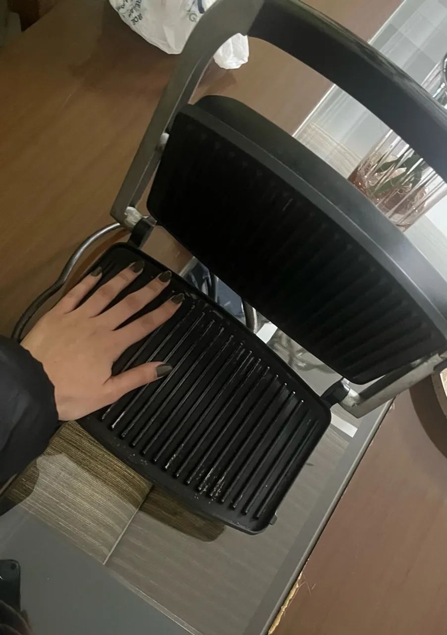 Sanduicheira/ Grill - Foto 2