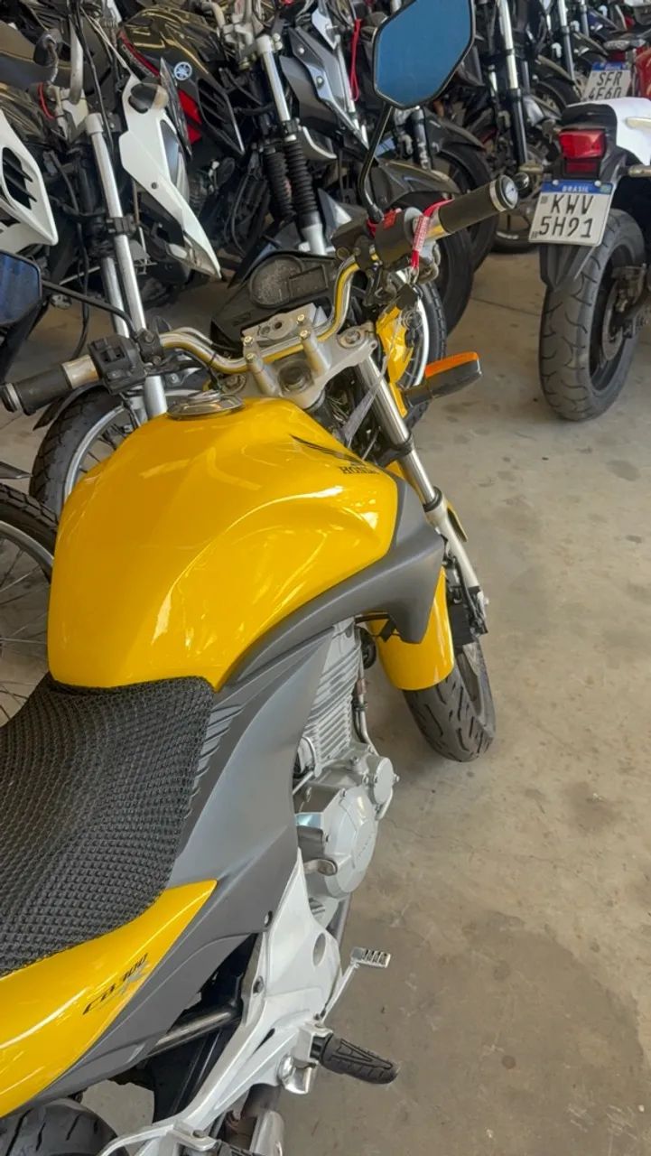 HONDA CB300R  2010  - Foto 3
