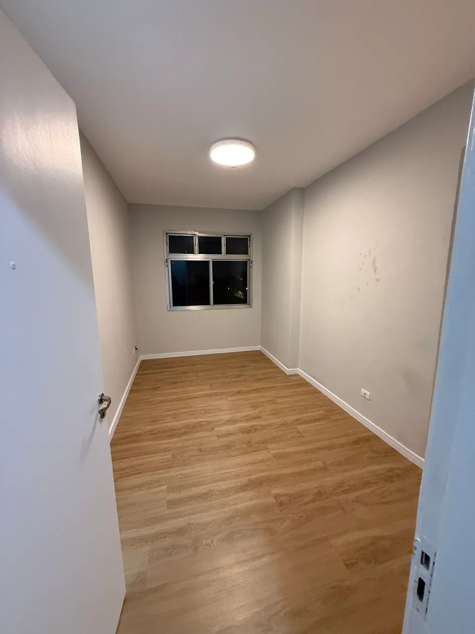 Apartamento próximo metro V. Madalena 