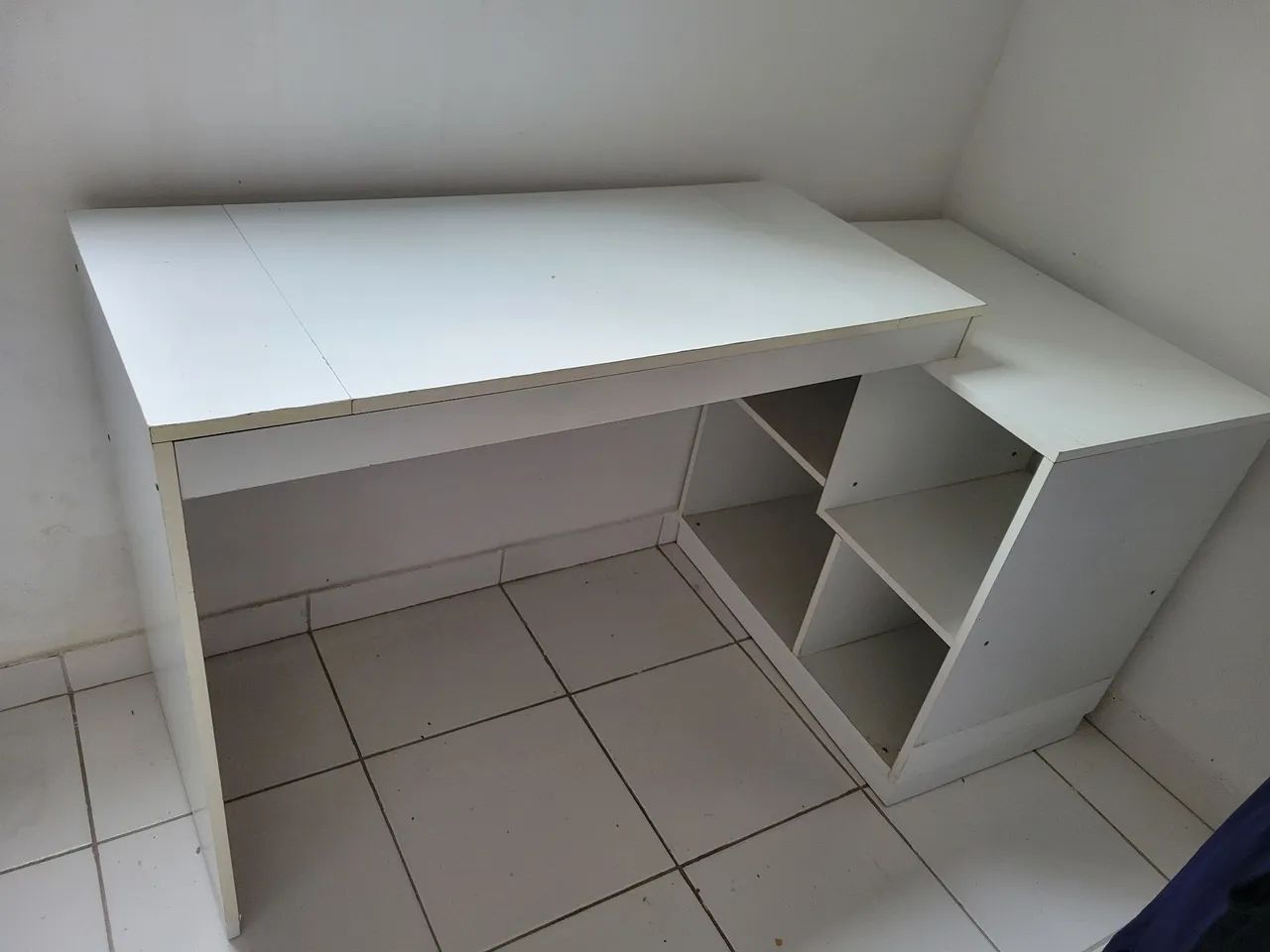 Escrivaninha + Nichos - Foto 2