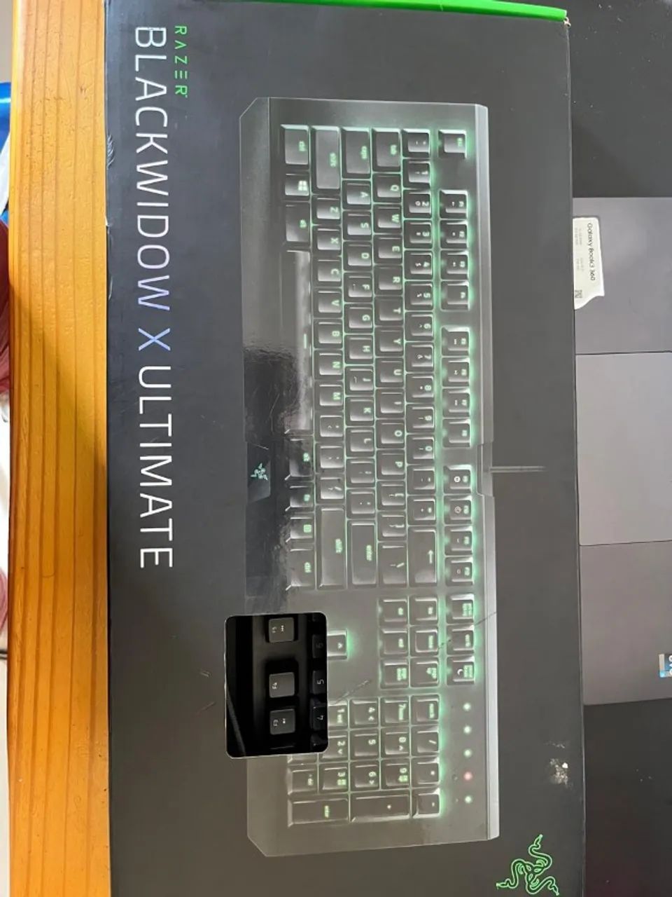 Teclado Mecânico Razer BlackWidow X Ultimate - Foto 2