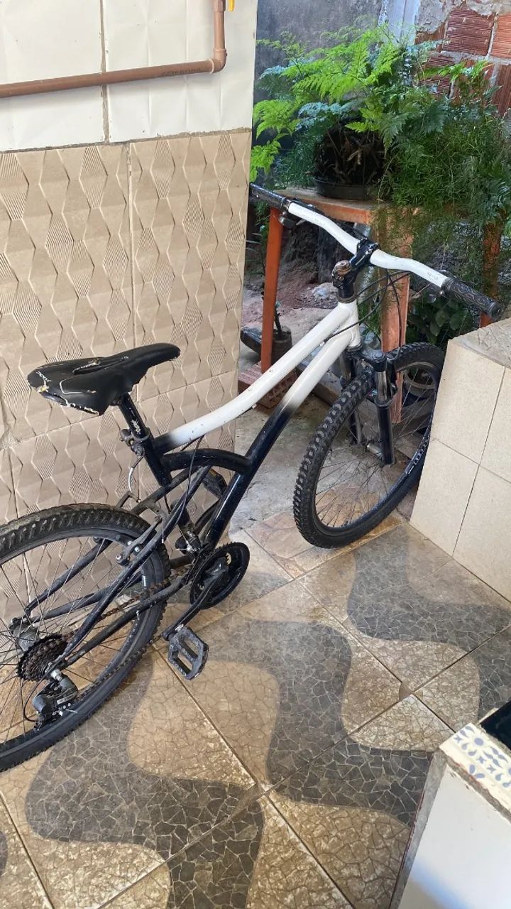 Bicicleta  - Foto 2