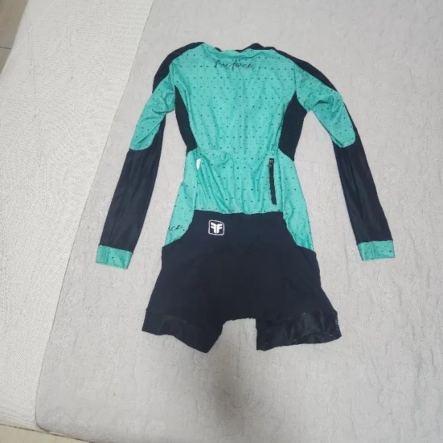 Macaquinho de ciclismo feminino seminovo - Foto 2