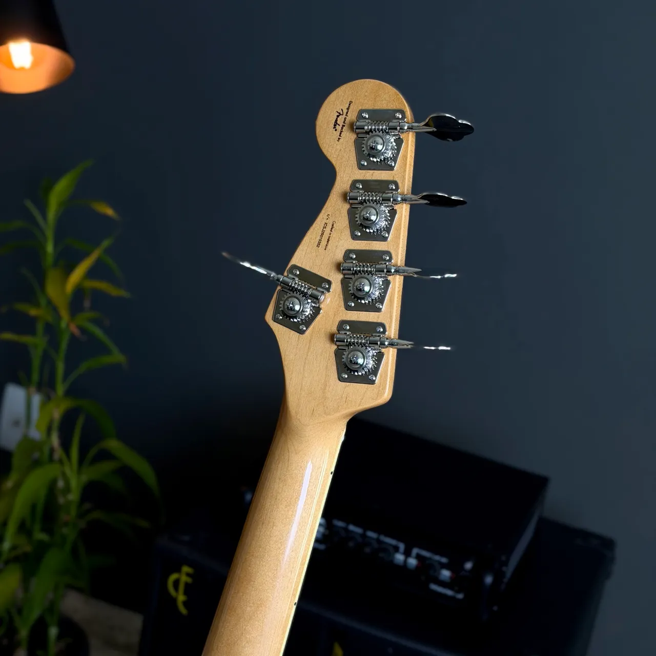 squier classic vibe 70s