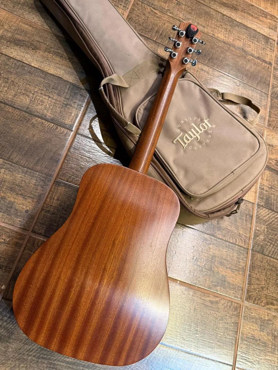 Violão Taylor - Baby - Foto 2