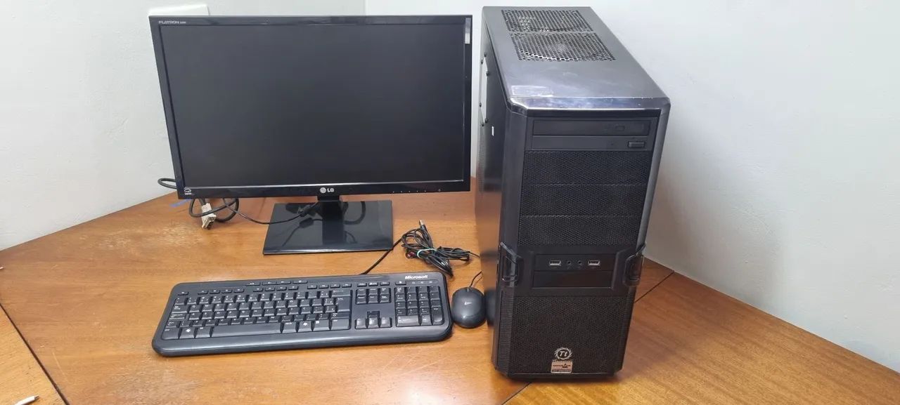 Computador completo HD500GB 8GB de memoria, acompanha monitor LG de 23 polegadas