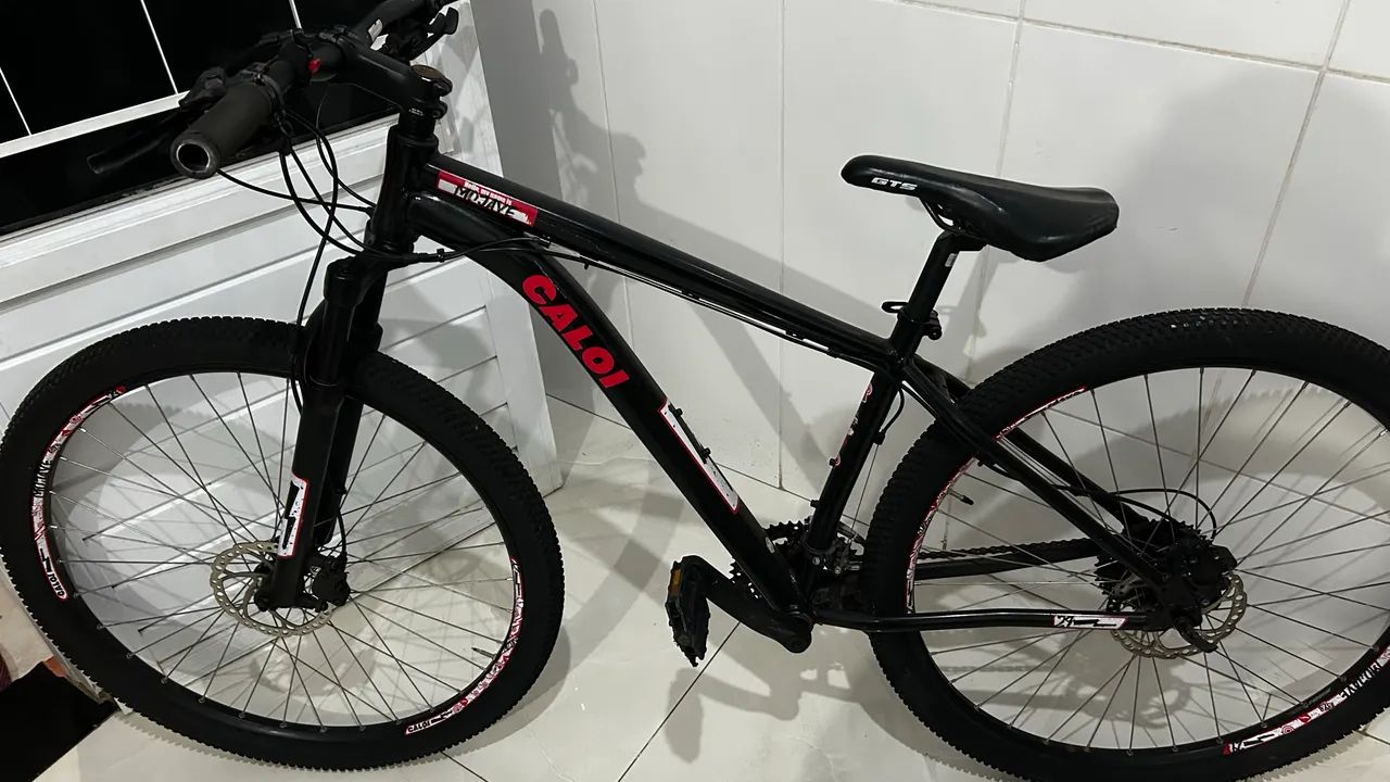     Bicicleta Caloi Aro 29 - Conservada e Pouco Usada