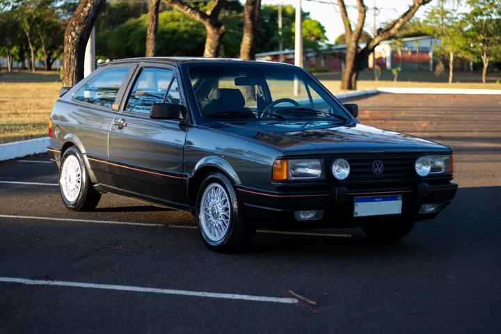 Volkswagen Gol Geração I GTS 1.8 8V Álcool Mec. 2P 1989