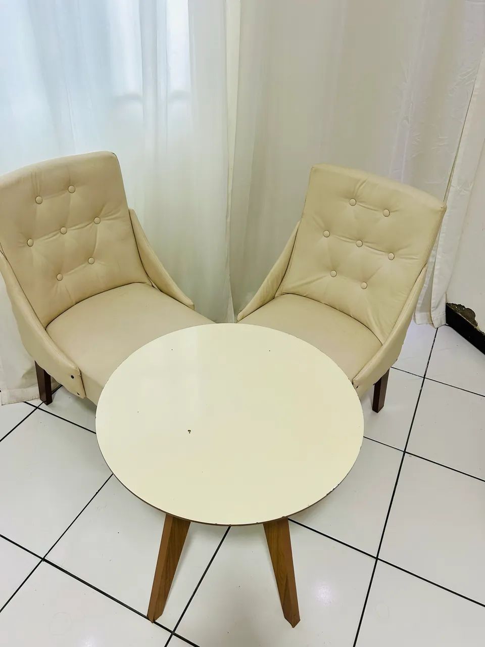 Conjunto mesa e cadeiras  - Foto 3
