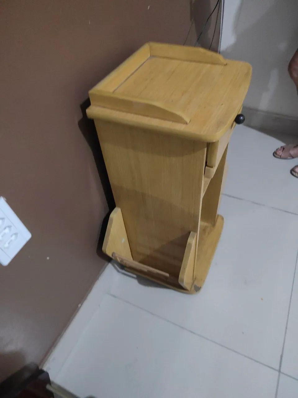 Mesinha de canto - Foto 2