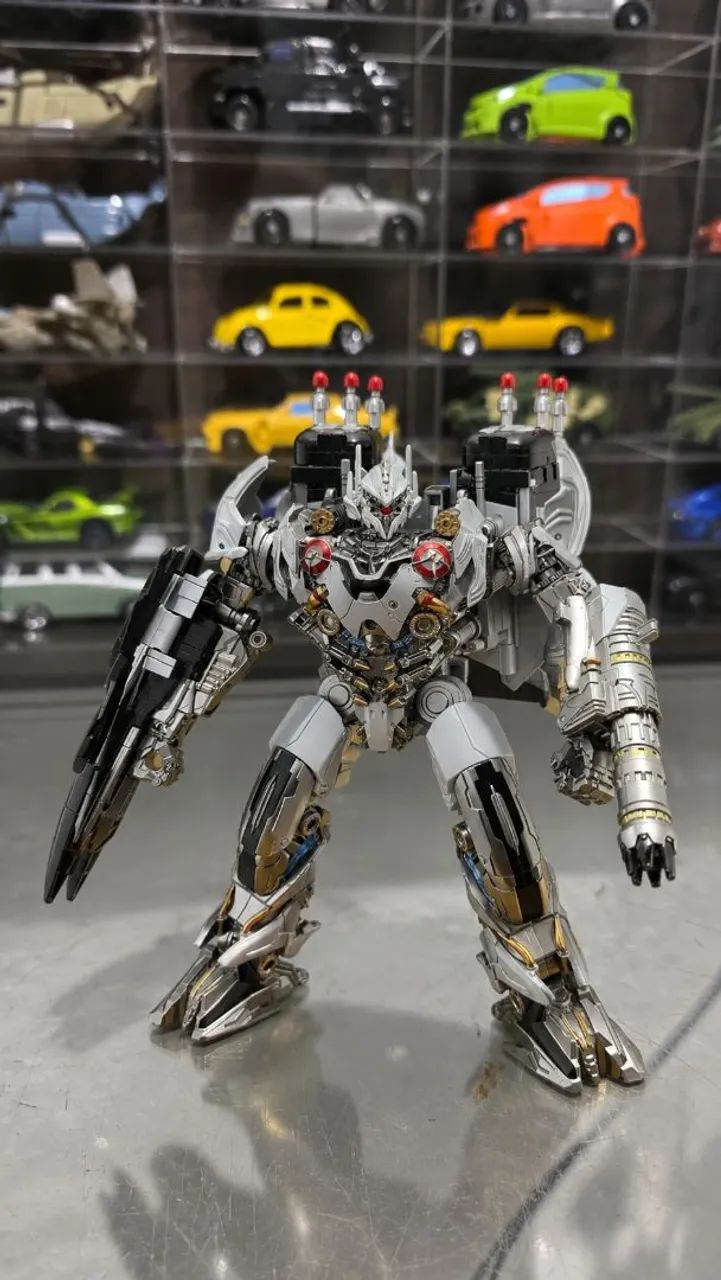 Transformers Black Mamba NitroZeus