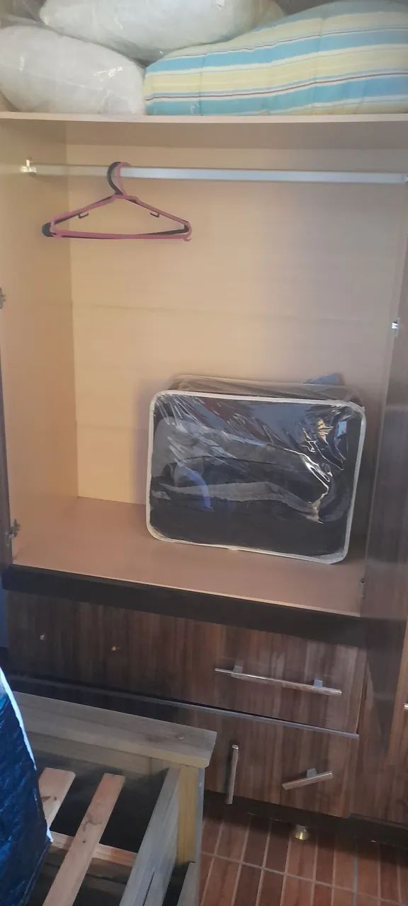 CAMA e guarda roupa  - Foto 3